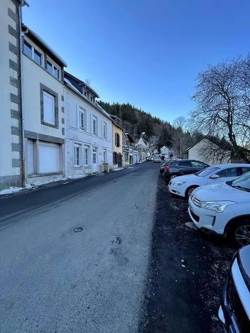 La Feessence Boisee Le Mont Dore 0*, Le Mont-Dore France
